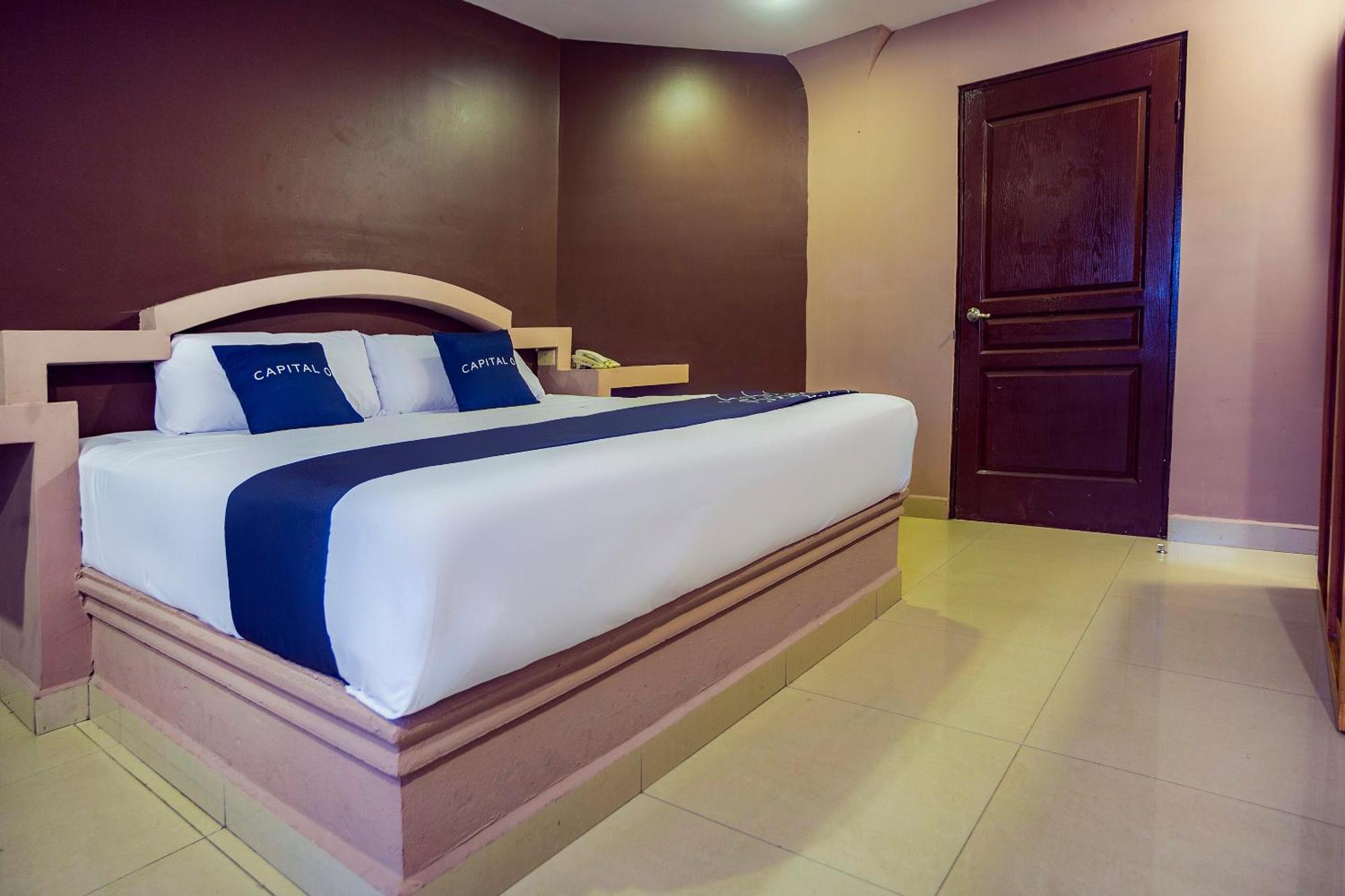 Capital O Hotel Diro, 몬테레이 외부 사진
